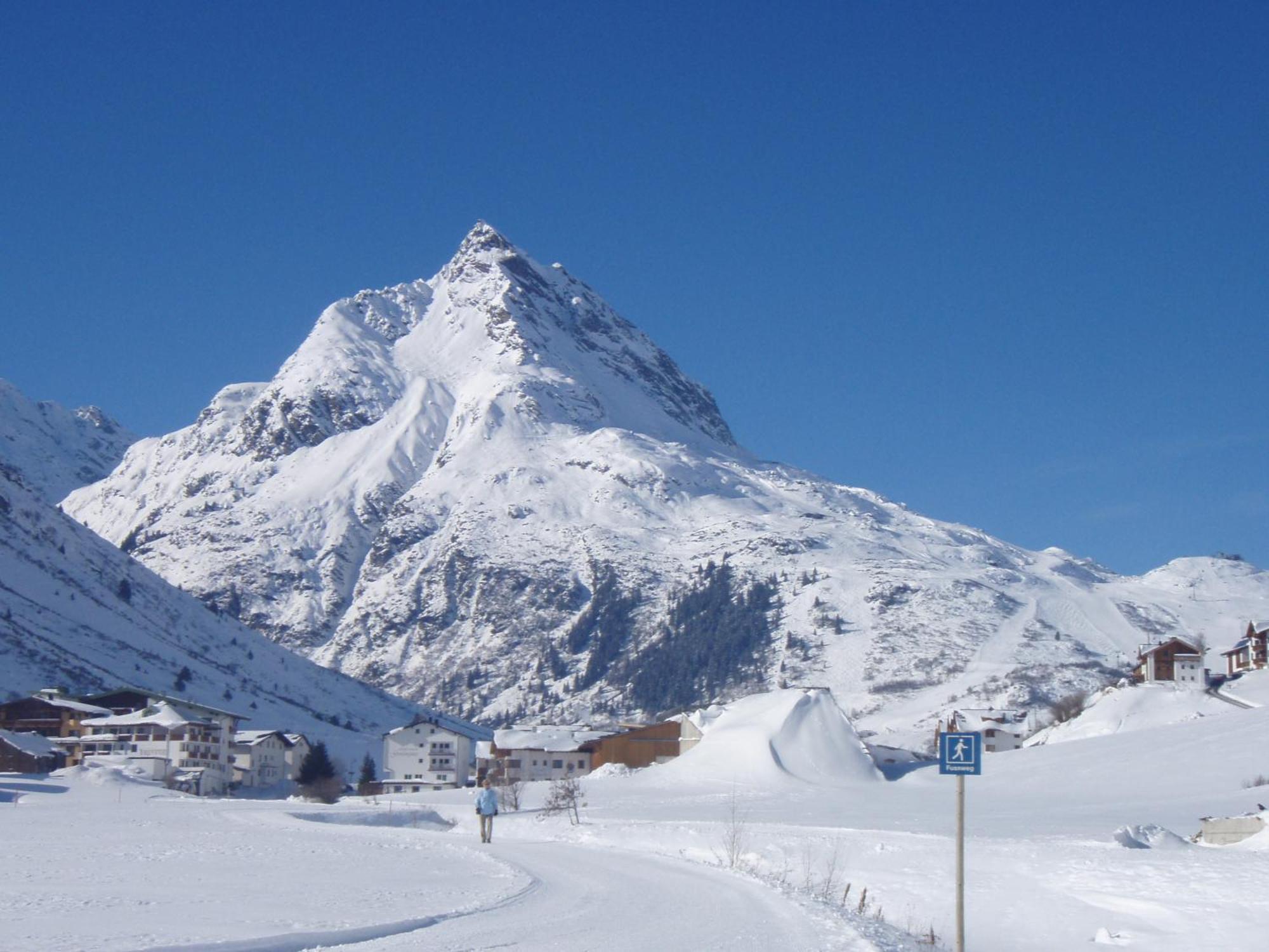 Alpinhotel Monte Superior - Silvretta Card Premium Betrieb กัลเทือร์ ภายนอก รูปภาพ
