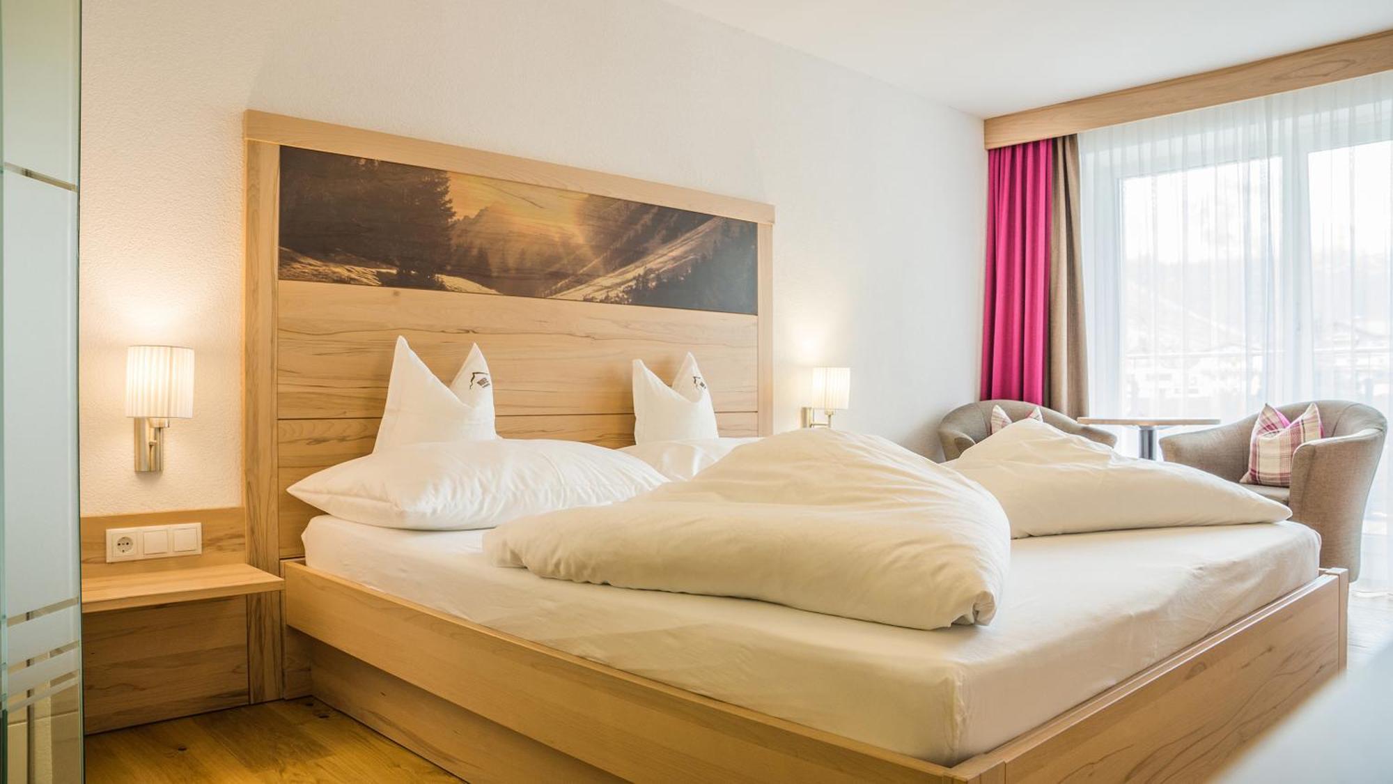 Alpinhotel Monte Superior - Silvretta Card Premium Betrieb กัลเทือร์ ภายนอก รูปภาพ
