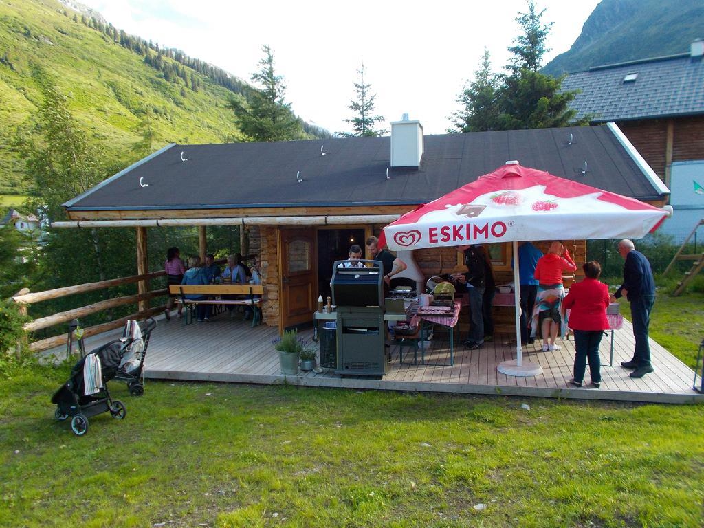 Alpinhotel Monte Superior - Silvretta Card Premium Betrieb กัลเทือร์ ภายนอก รูปภาพ