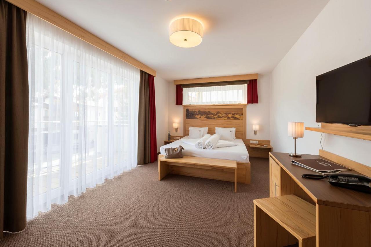 Alpinhotel Monte Superior - Silvretta Card Premium Betrieb กัลเทือร์ ภายนอก รูปภาพ